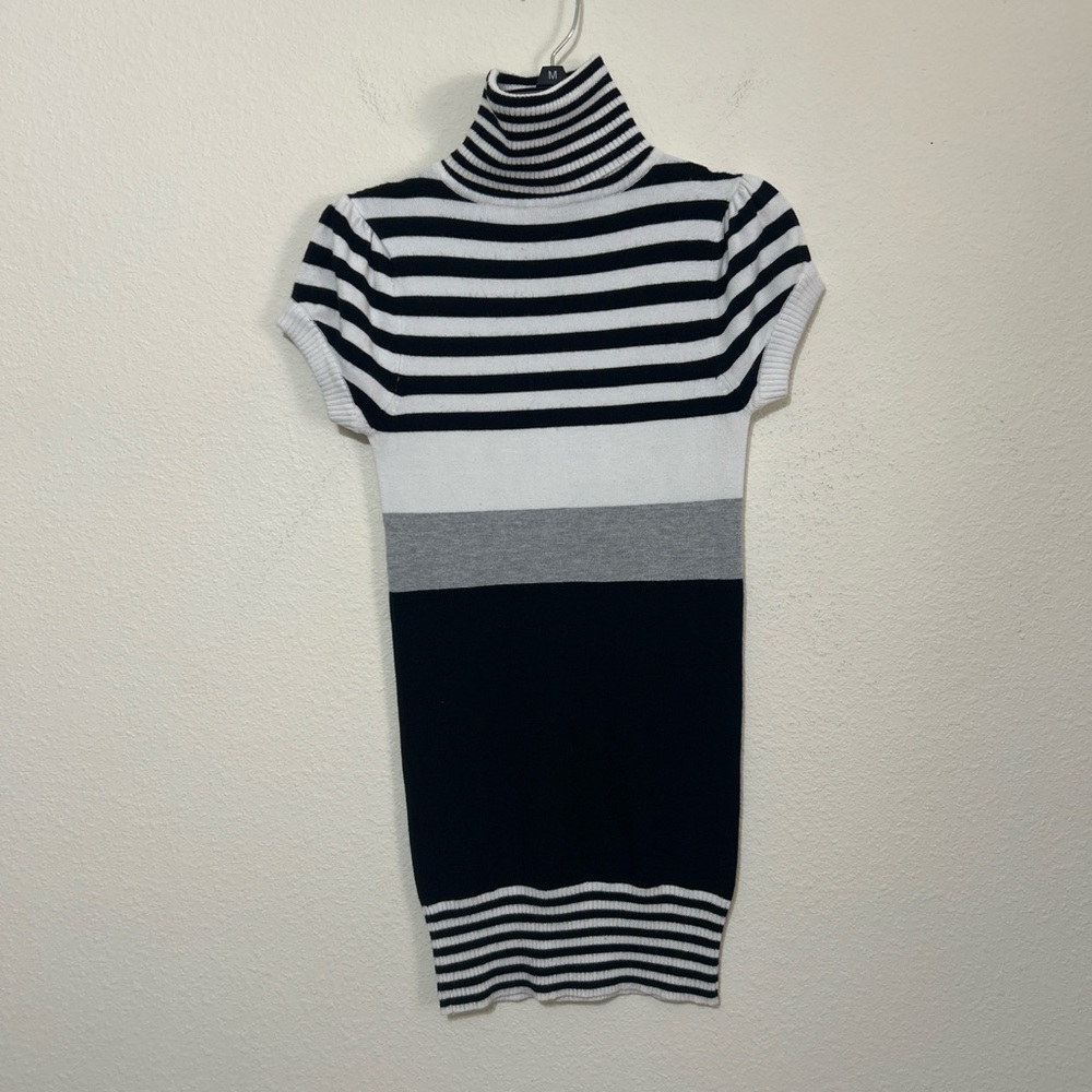 rue21 Striped Short Sleeve Turtleneck Knit Tunic Sweater Top - Size S - Picture 3 of 7